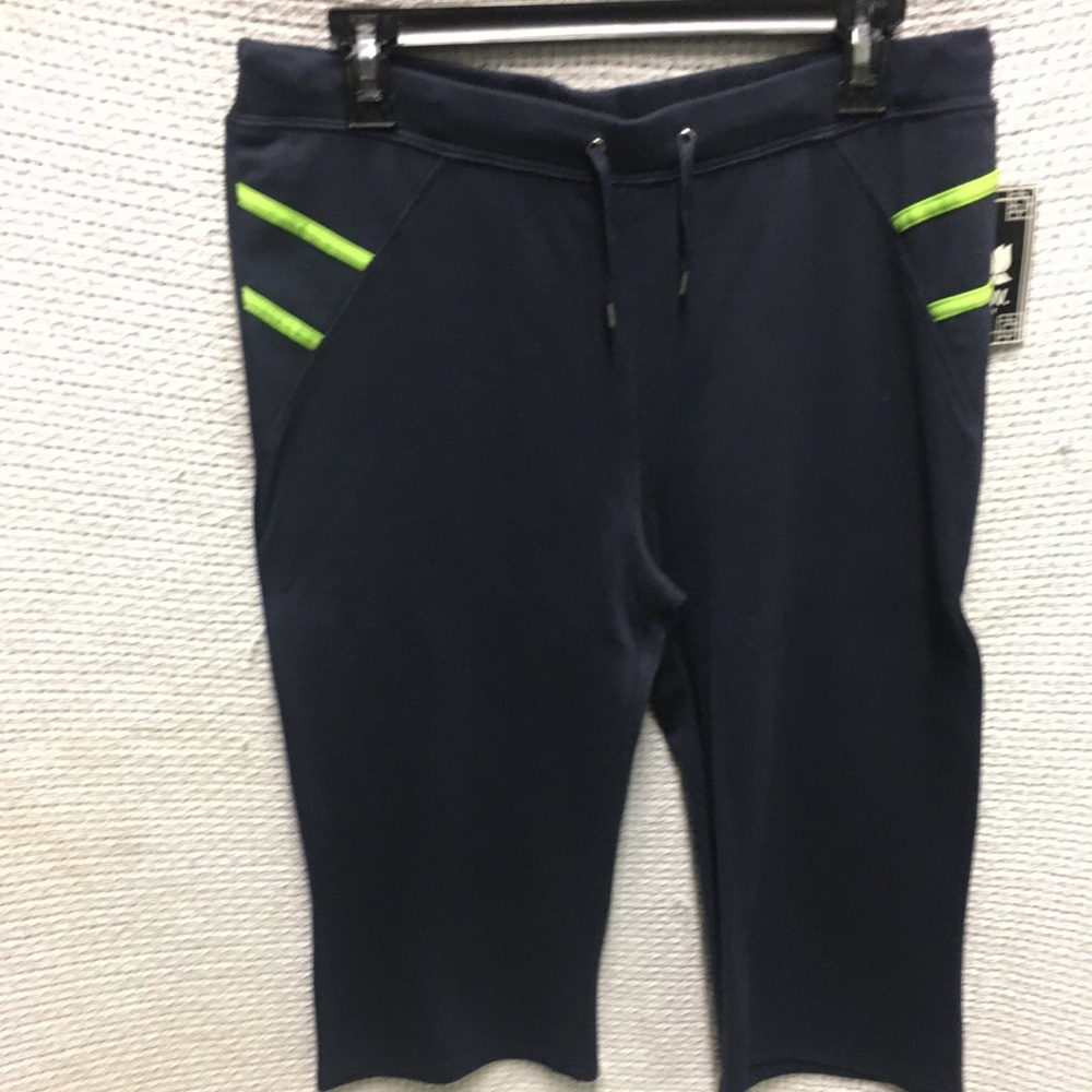 Women’s GW sport exercise shorts extra-large